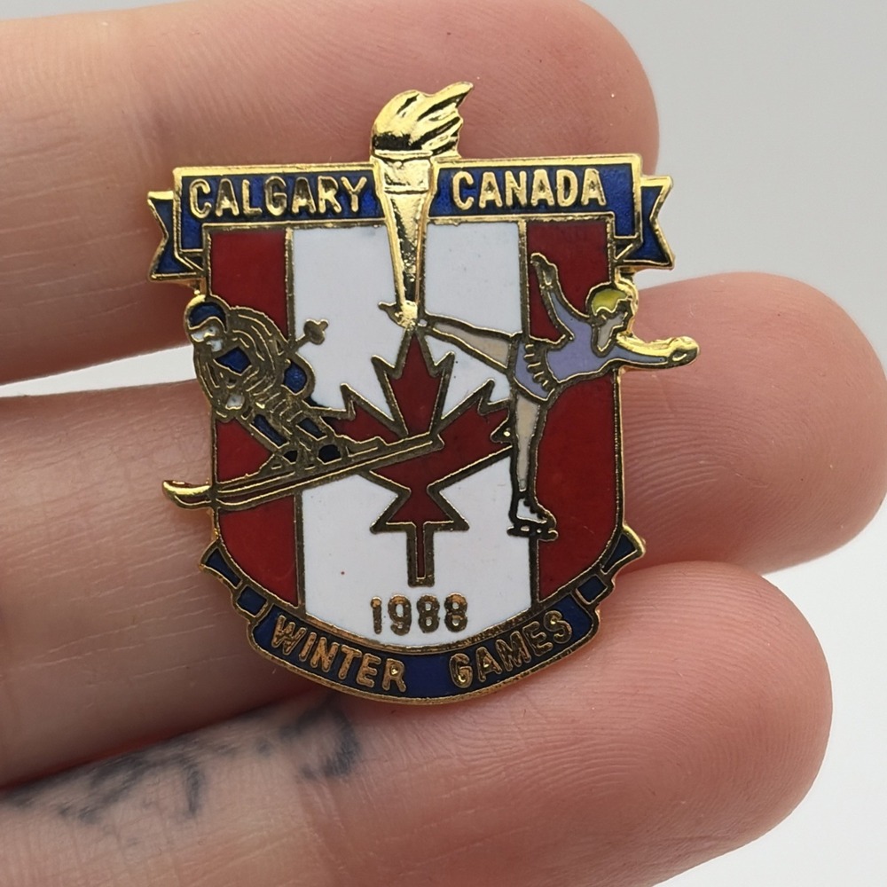 1988 Calgary Winter Olympics Skiing Figure Skating Maple Leaf Lapel Hat Pin